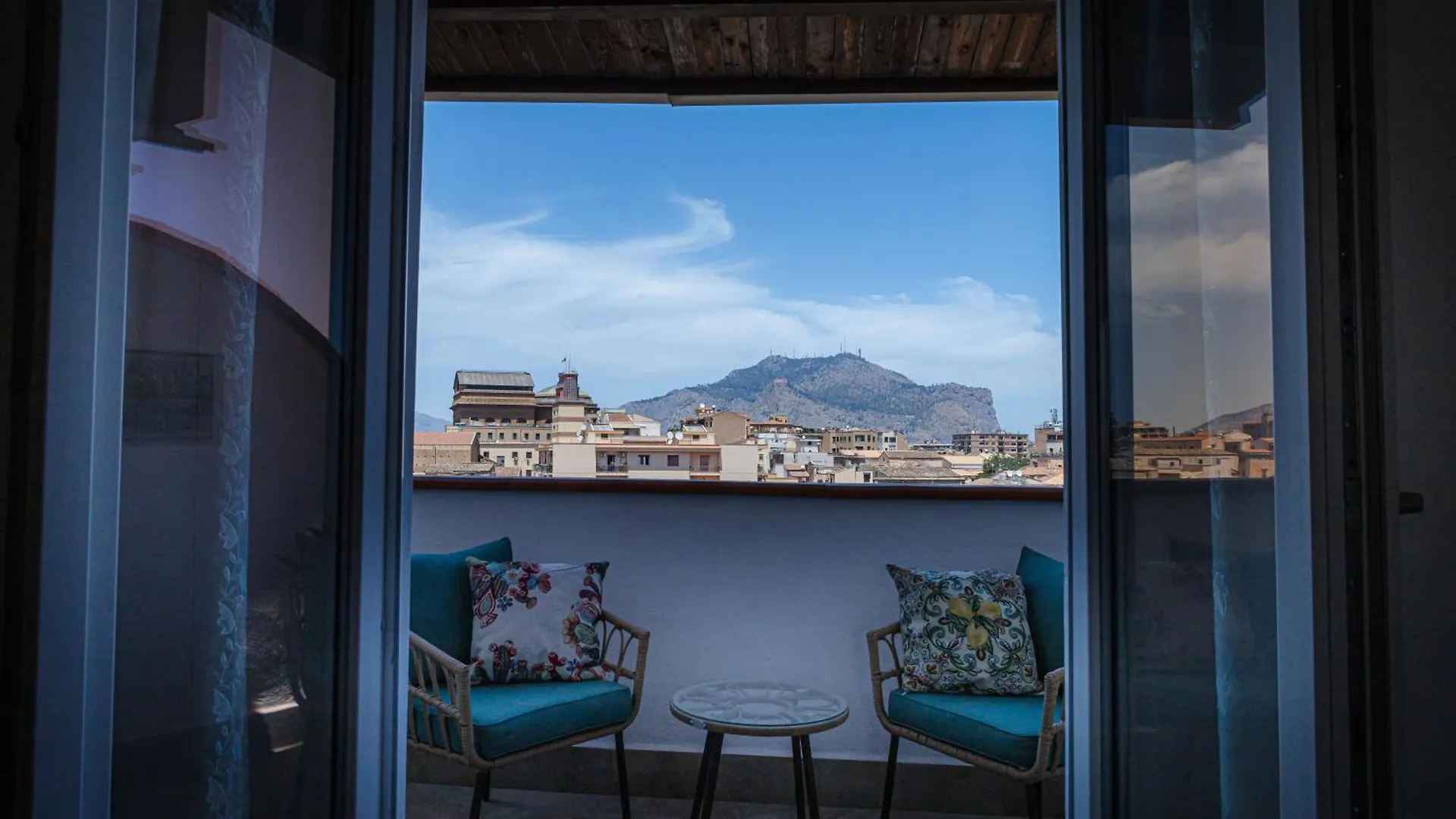 Vanda'S Terrace Palermo Apartment